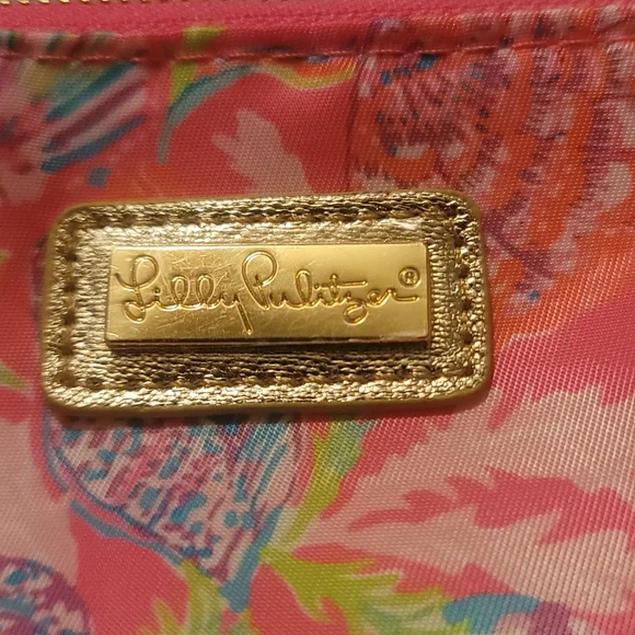 Beautiful Lilly Pulitzer make up case - Picture 3 of 5